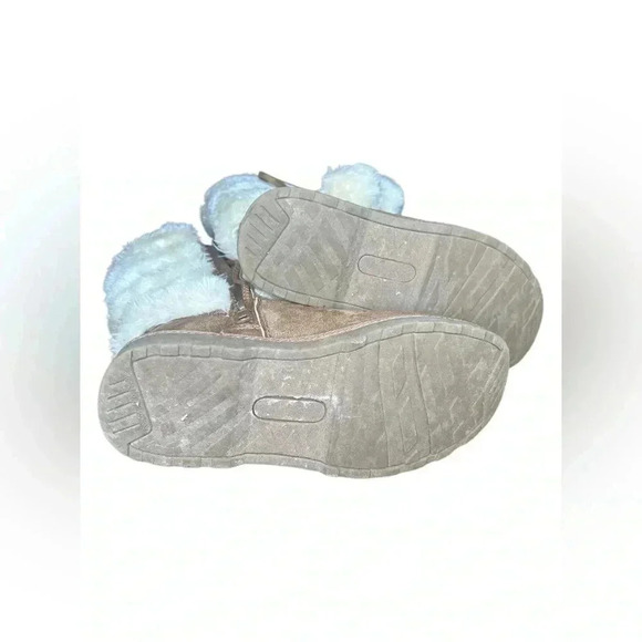 Girls size 2 zip boots. - Picture 4 of 4